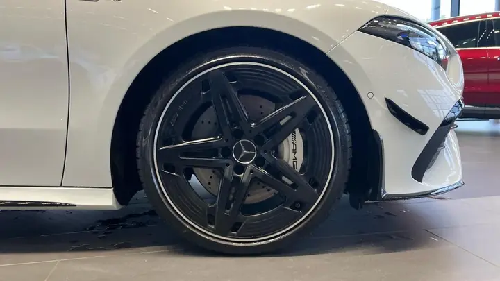 Mercedes-Benz A-Class 2024 photo 5