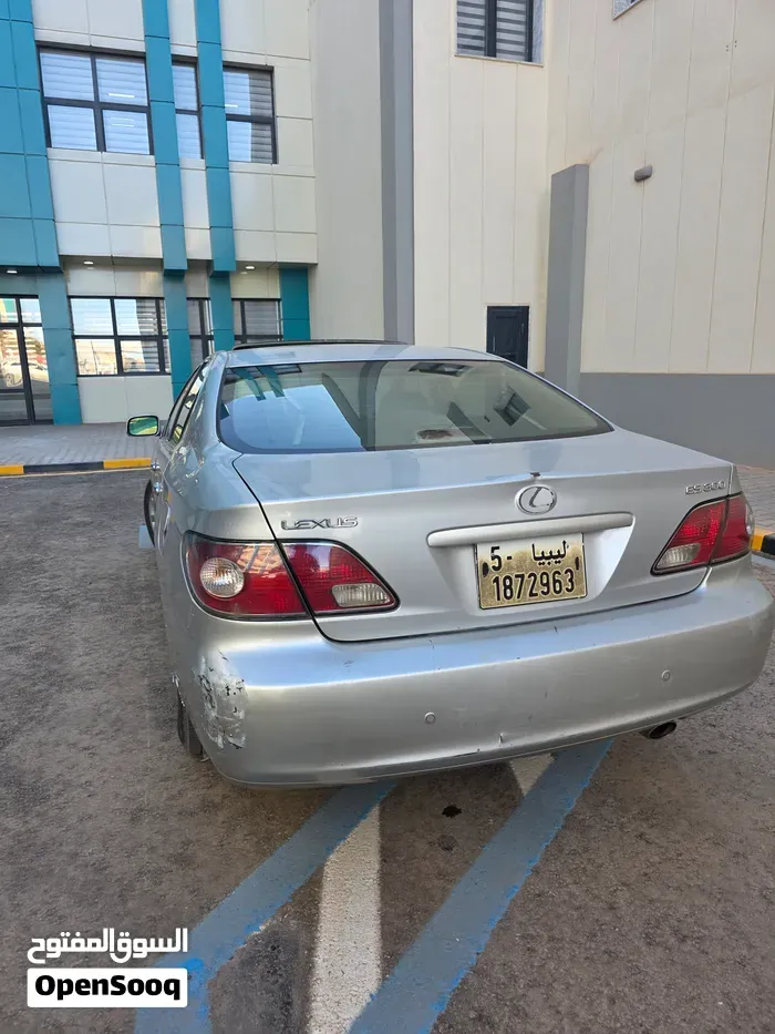 Lexus Other 2004 photo 2