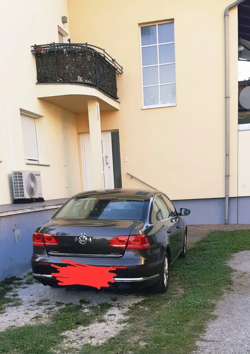 Volkswagen Passat 2013 photo 2
