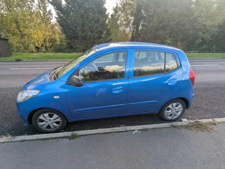 Hyundai I10 2011 photo 2