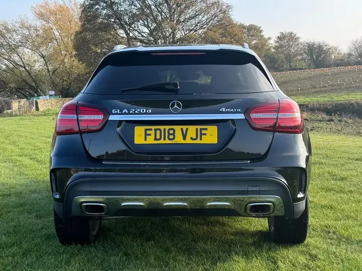 Mercedes-Benz Gla 2018 photo 2