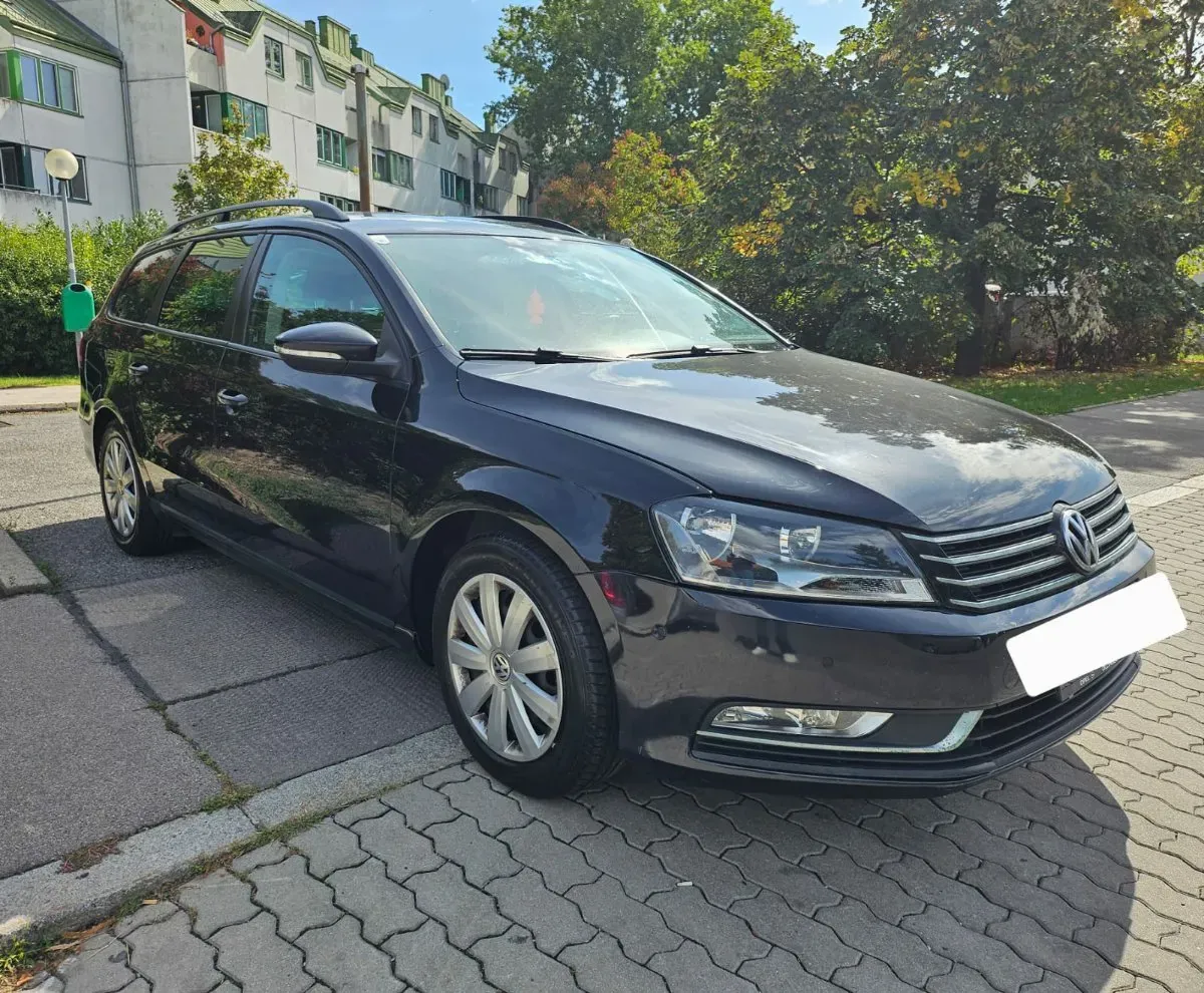 Volkswagen Passat 2011 photo 3