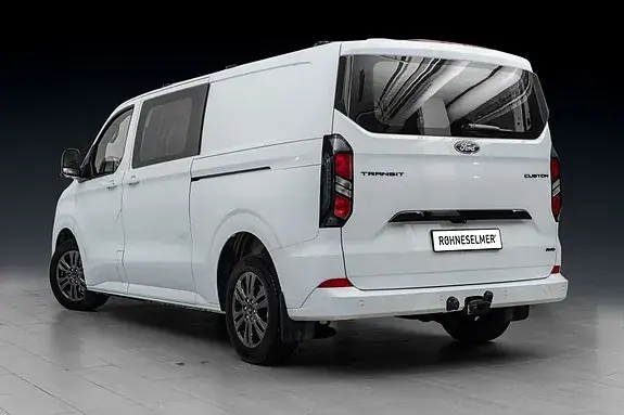 Ford Transit Custom 2025 photo 2