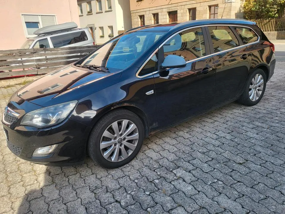 Opel Astra J