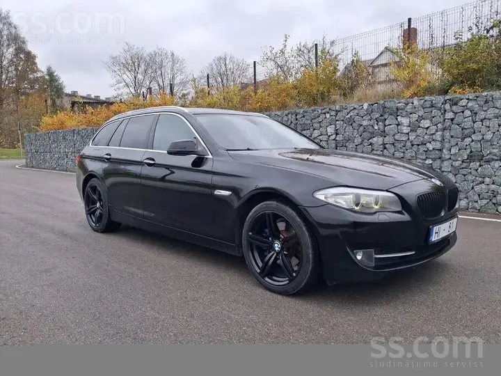 BMW 520D 2011 photo 3