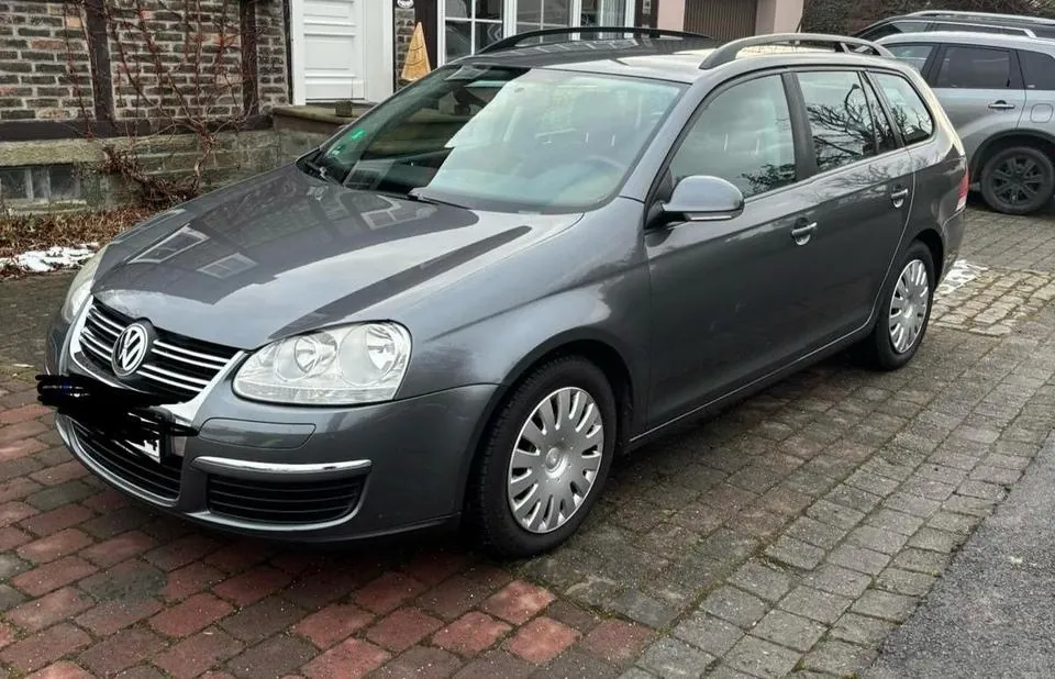 Volkswagen Golf V