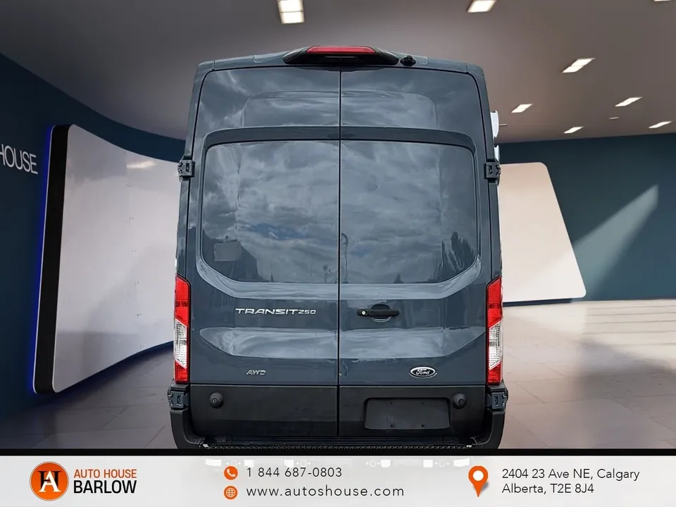 Ford Transit 2022 photo 4