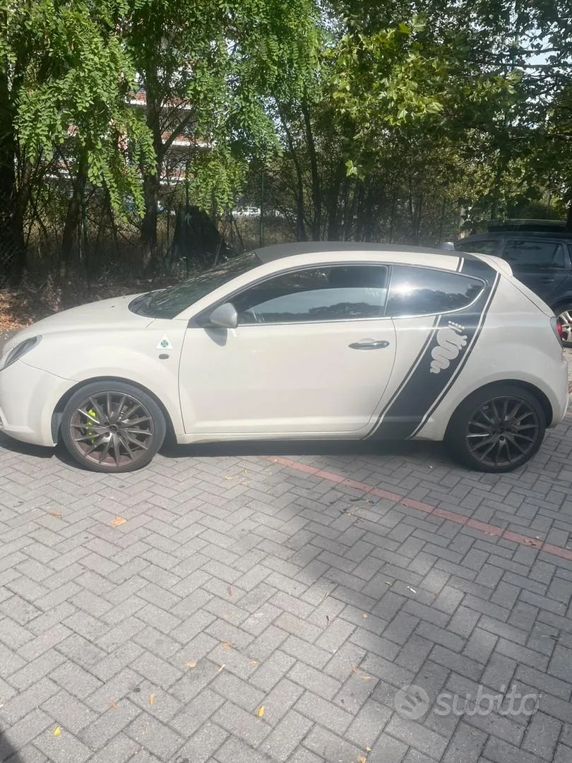Alfa Romeo Mito 2010 photo 2