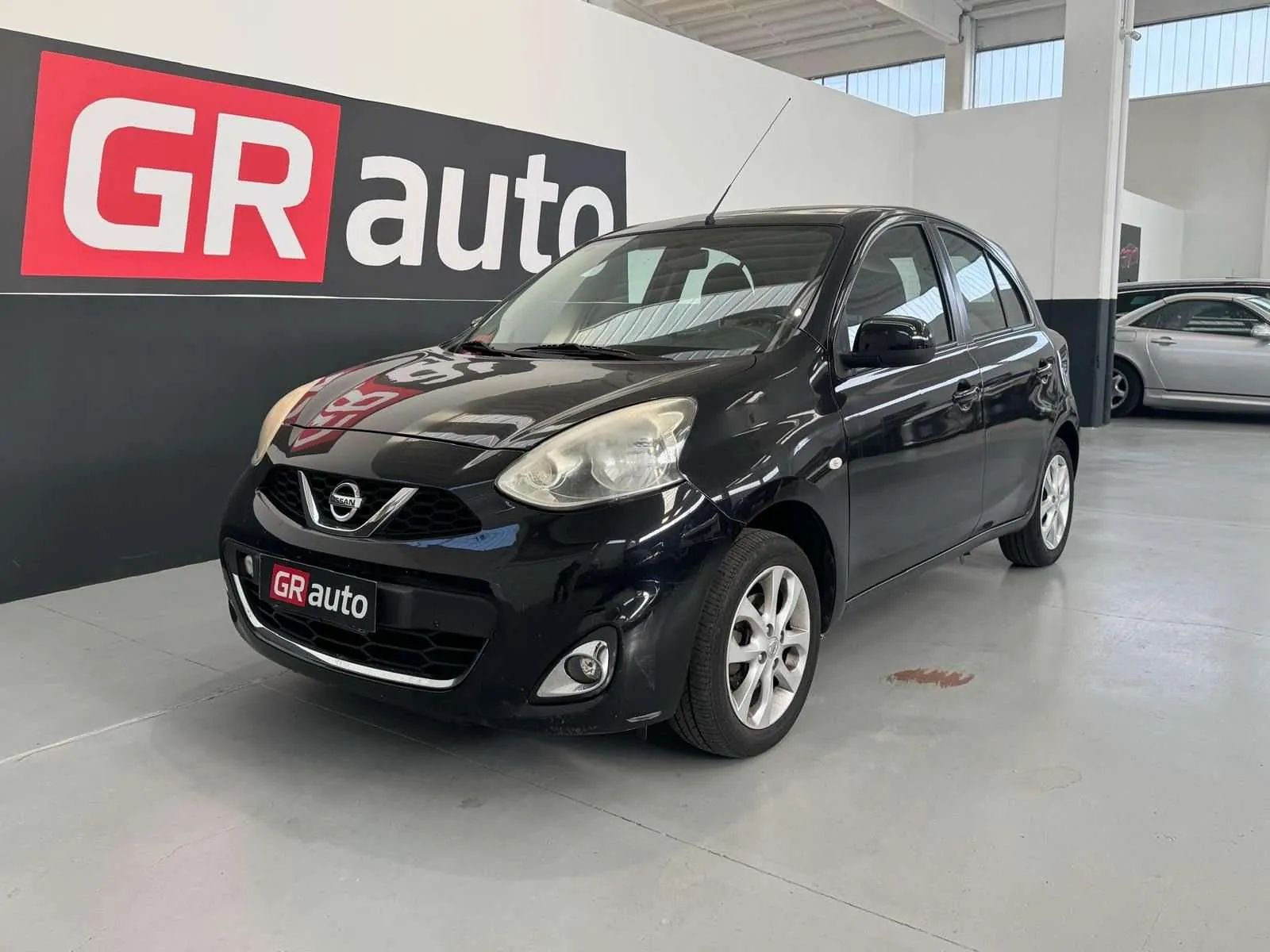 Nissan Micra 2019 photo 2