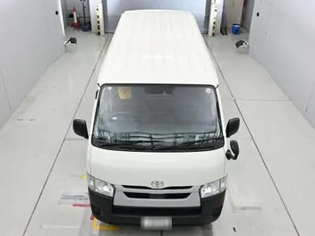 Toyota Hiace 2023 photo 5
