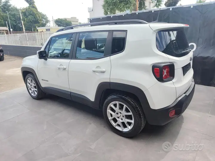 Jeep Renegade 2022 photo 4