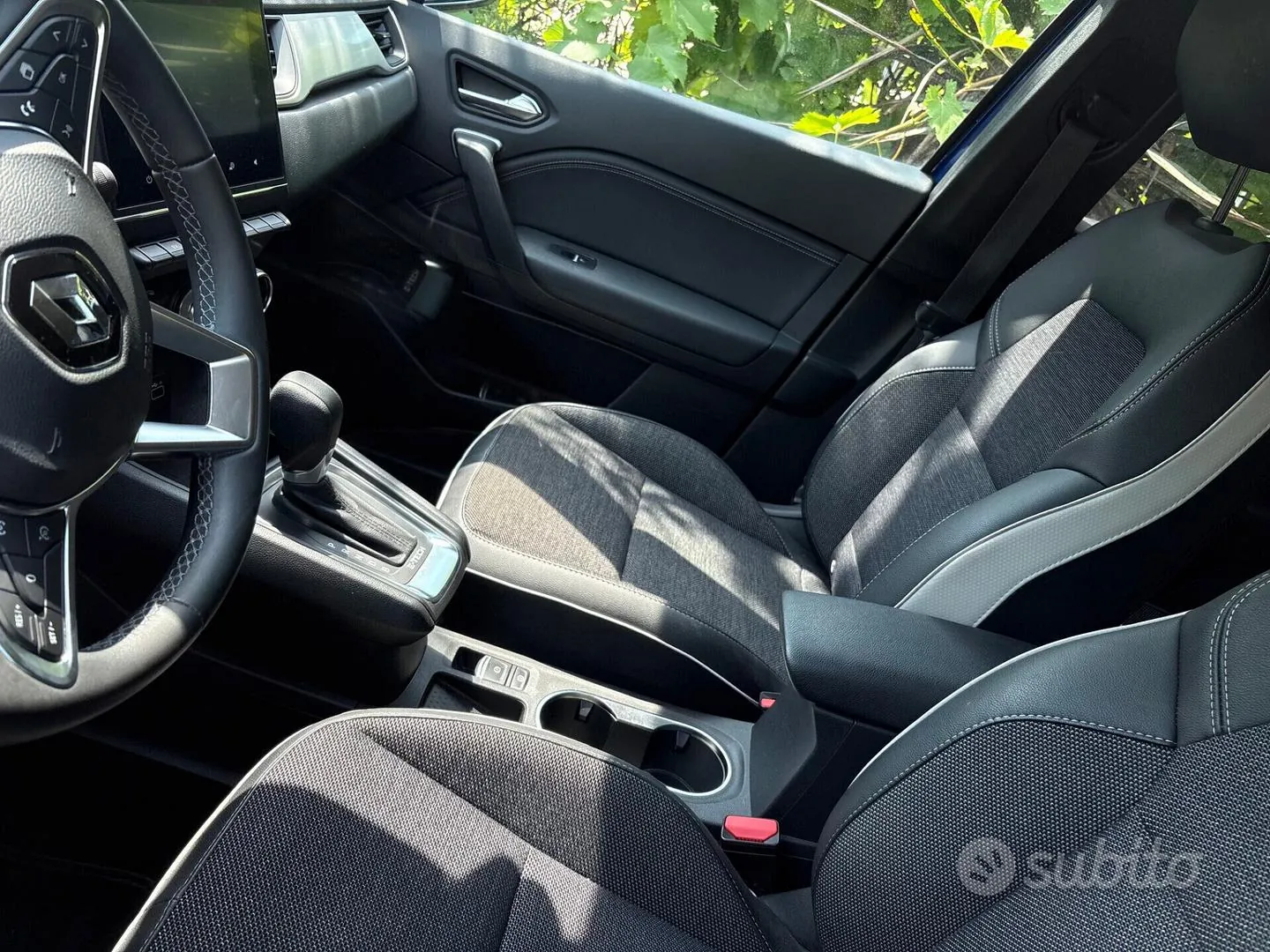 Renault Captur 2025 photo 3