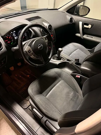 Nissan Qashqai 2010 photo 5