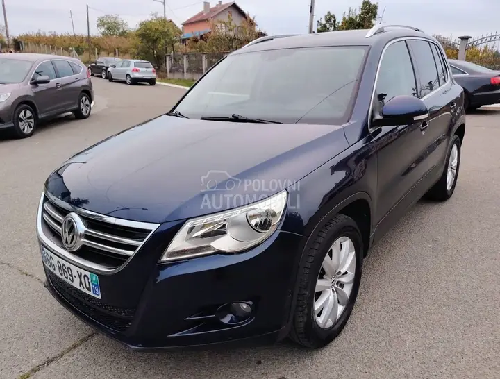 Volkswagen Tiguan 2011 photo 2