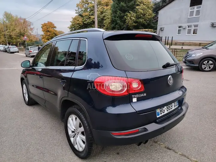 Volkswagen Tiguan 2011 photo 4