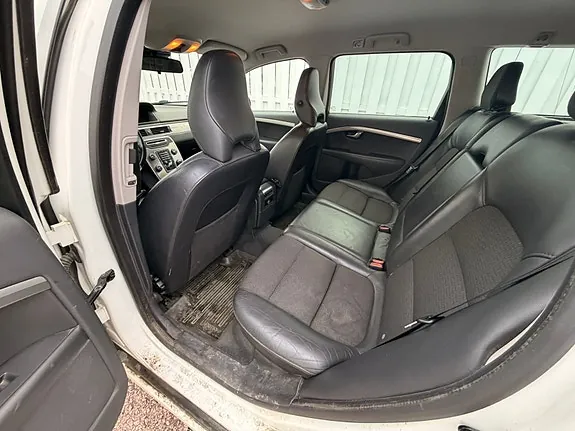 Volvo V70 2012 photo 4