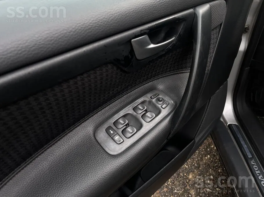 Volvo V70 2003 photo 5