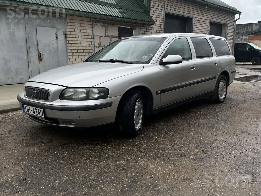 Volvo V70