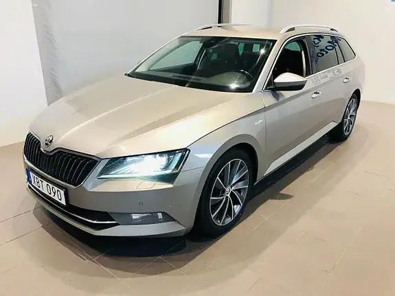 Skoda Superb 2018 photo 2