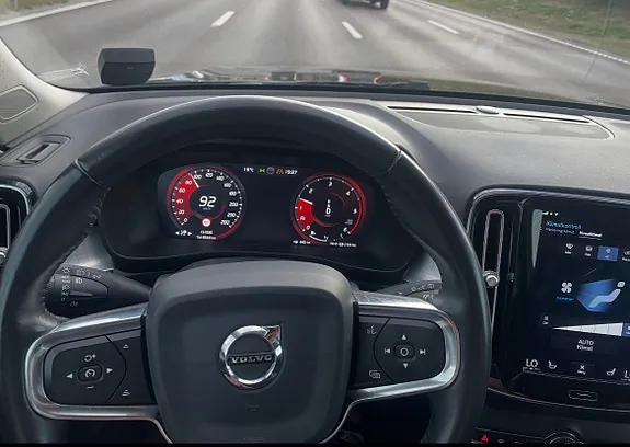 Volvo Xc40 2019 photo 3