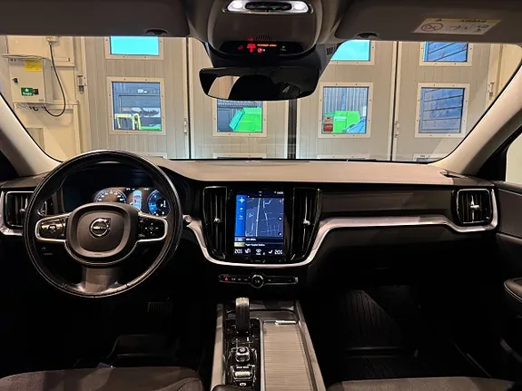 Volvo V60 2021 photo 5