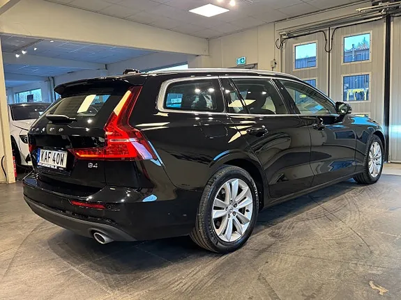 Volvo V60 2021 photo 4