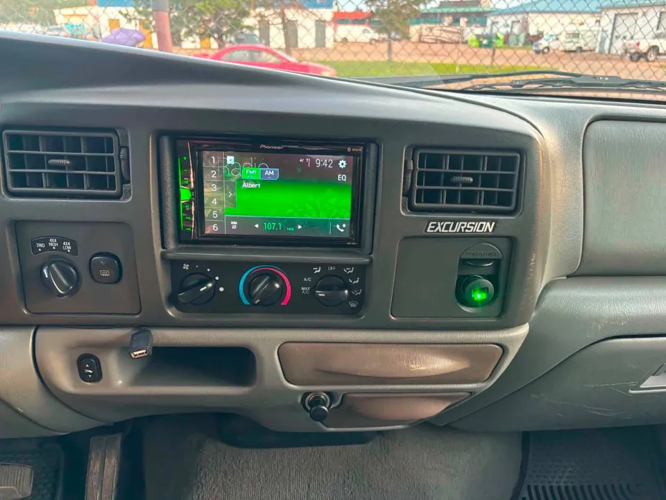 Ford Excursion 2003 photo 5