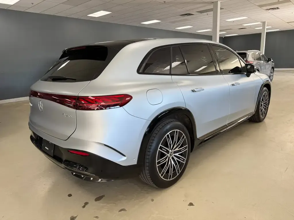 Mercedes-Benz Eqs 2023 photo 5