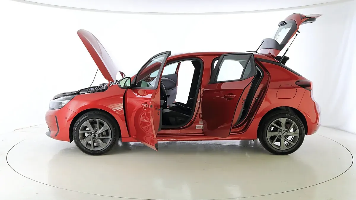 Opel Corsa 2024 photo 2