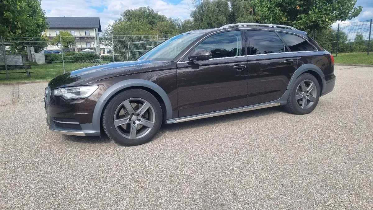 Audi A6 Allroad 2012 photo 2