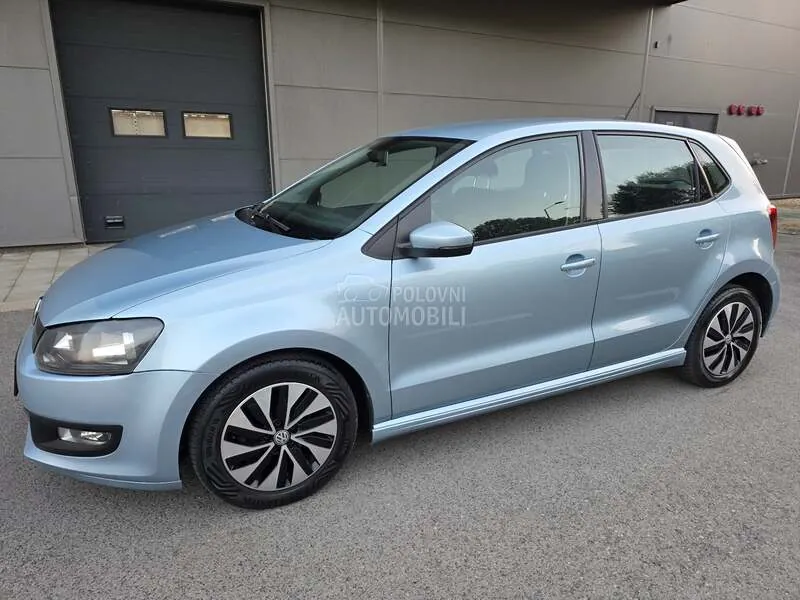 Volkswagen Polo 2011 photo 3