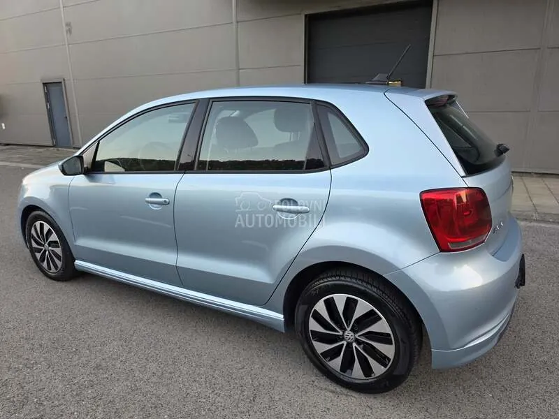 Volkswagen Polo 2011 photo 5