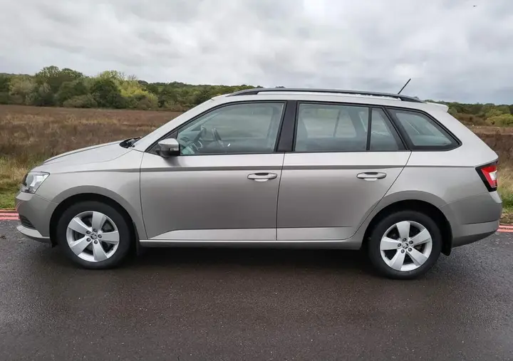 Skoda Fabia 2018 photo 4