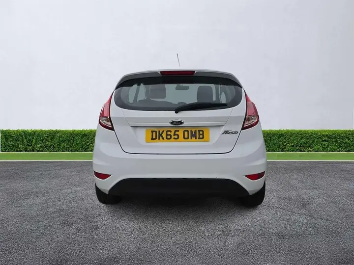 Ford Fiesta 2015 photo 4