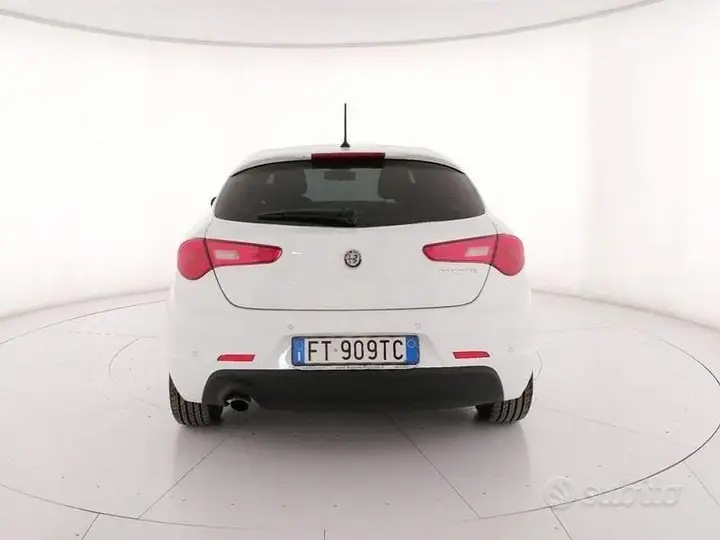 Alfa Romeo Giulietta 2018 photo 4