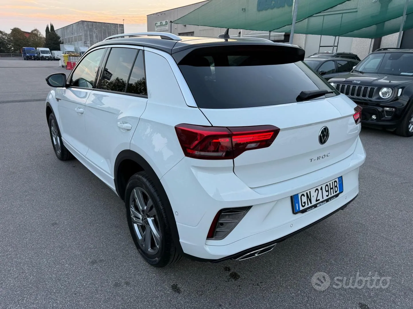 Volkswagen T-Roc 2023 photo 3