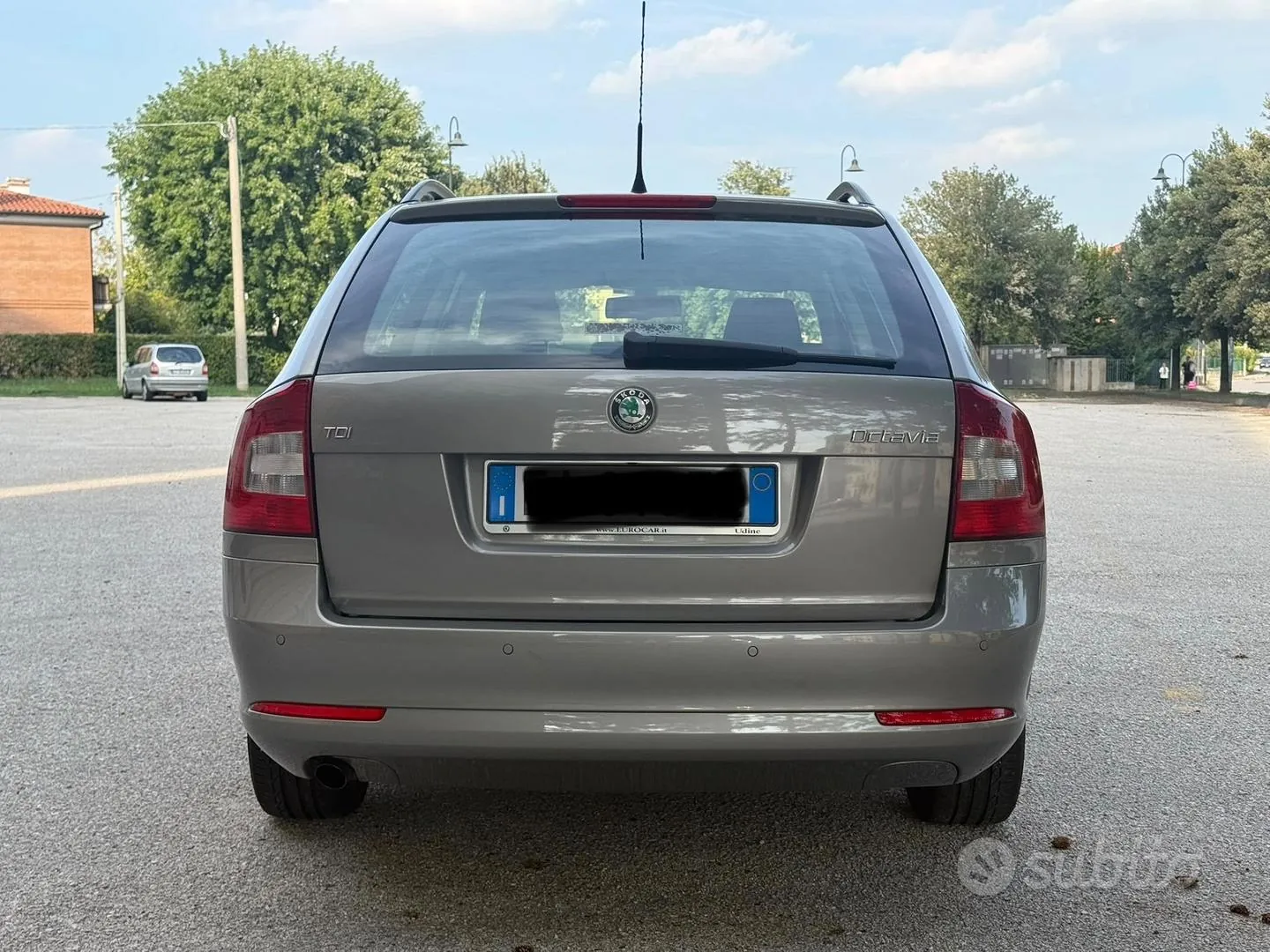 Skoda Octavia 2010 photo 5