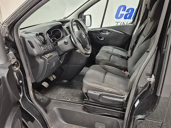 Renault Trafic 2021 photo 2
