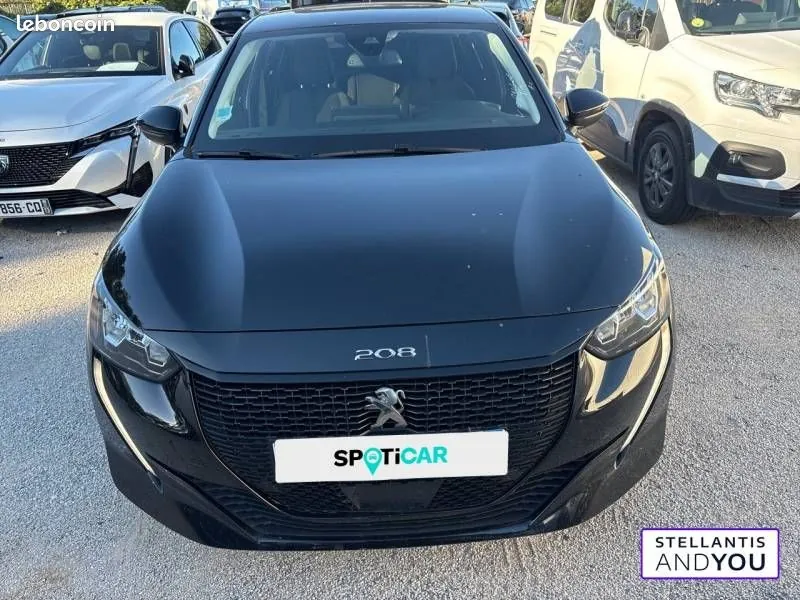 Peugeot 208 2023 photo 4