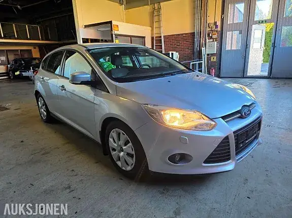 Ford Focus 2011 photo 3