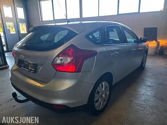 Ford Focus 2011 photo 5
