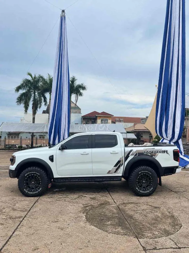 Ford Ranger 2023 photo 3