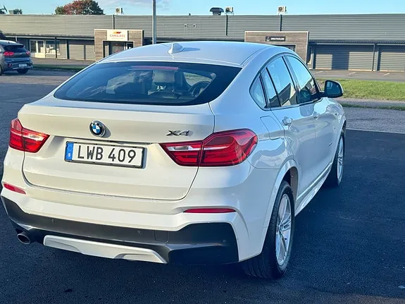 BMW X4 2016 photo 4