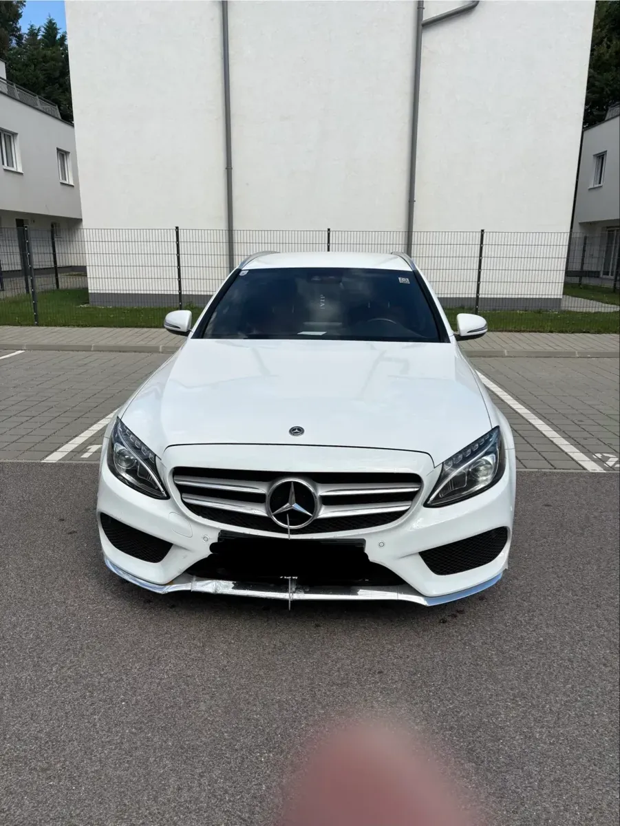 Mercedes-Benz C-Class 2018 photo 2