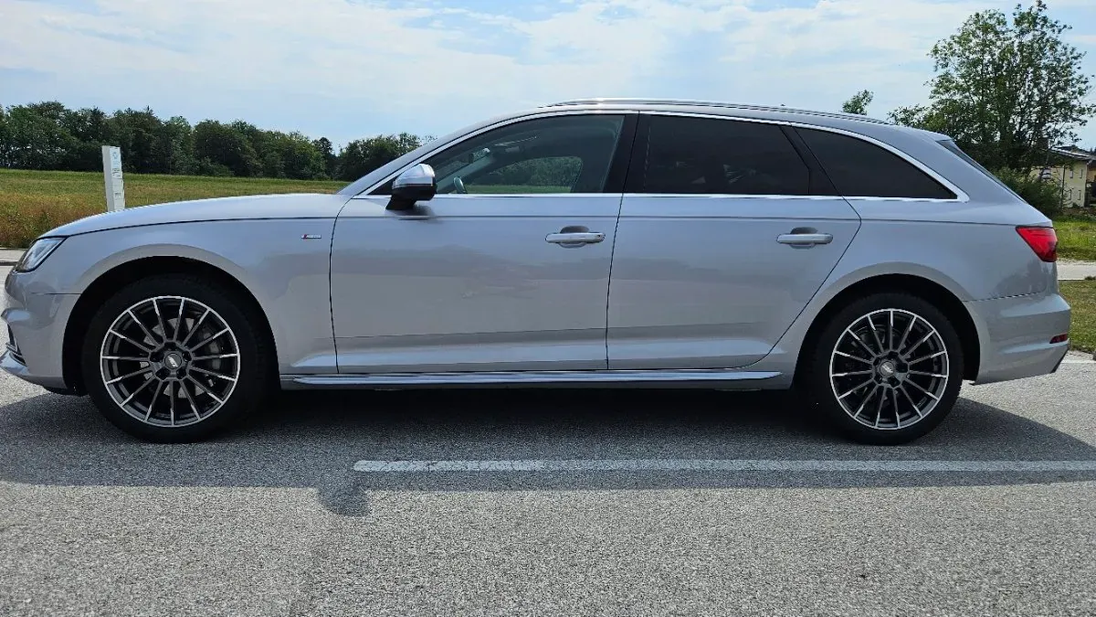 Audi A4 2017 photo 2