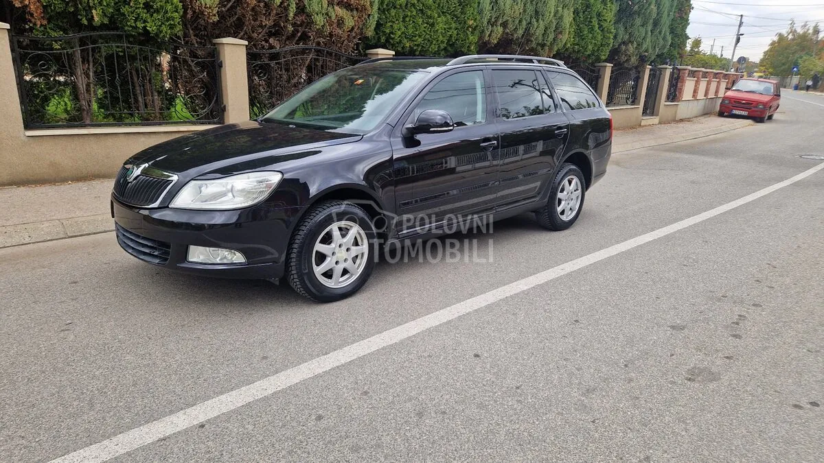 Skoda Octavia 2009 photo 2