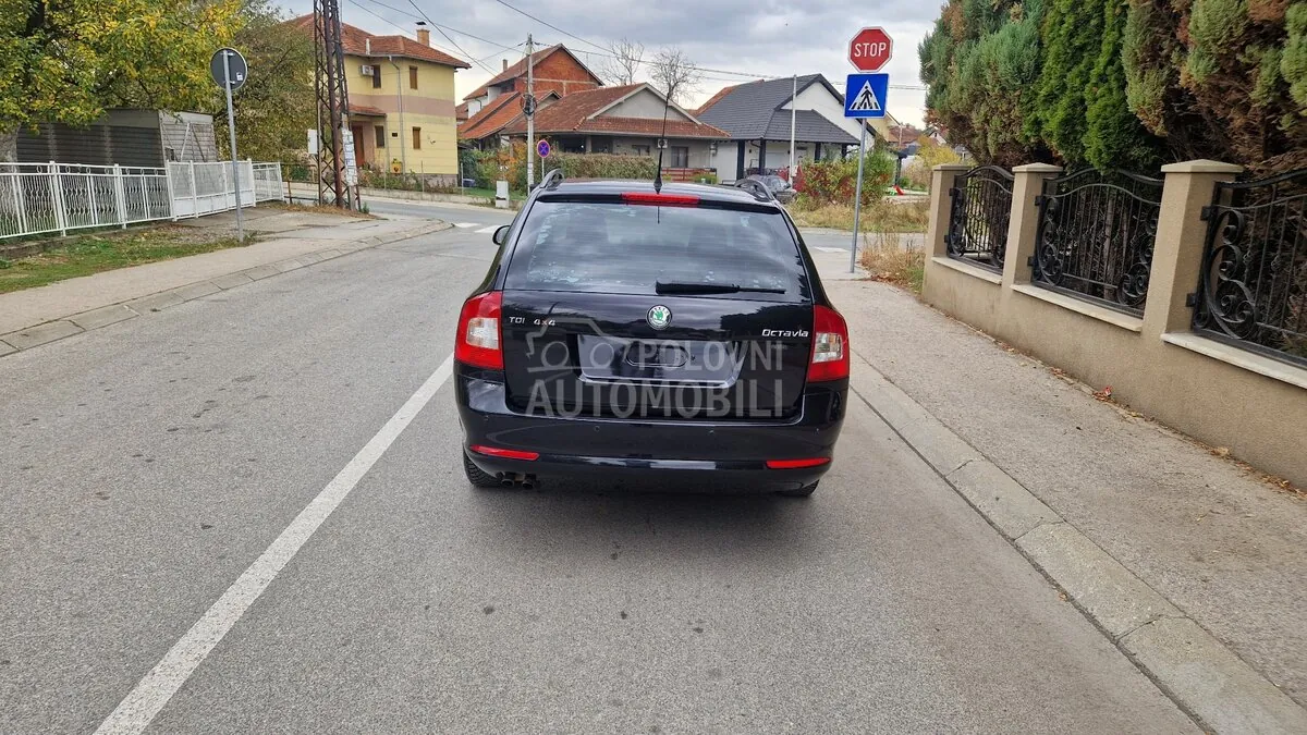 Skoda Octavia 2009 photo 4
