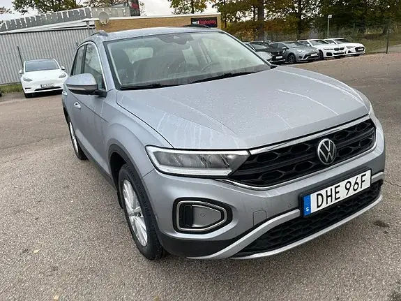 Volkswagen T-Roc 2022 photo 2