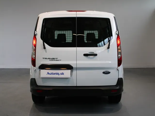 Ford Transit Connect 2023 photo 4