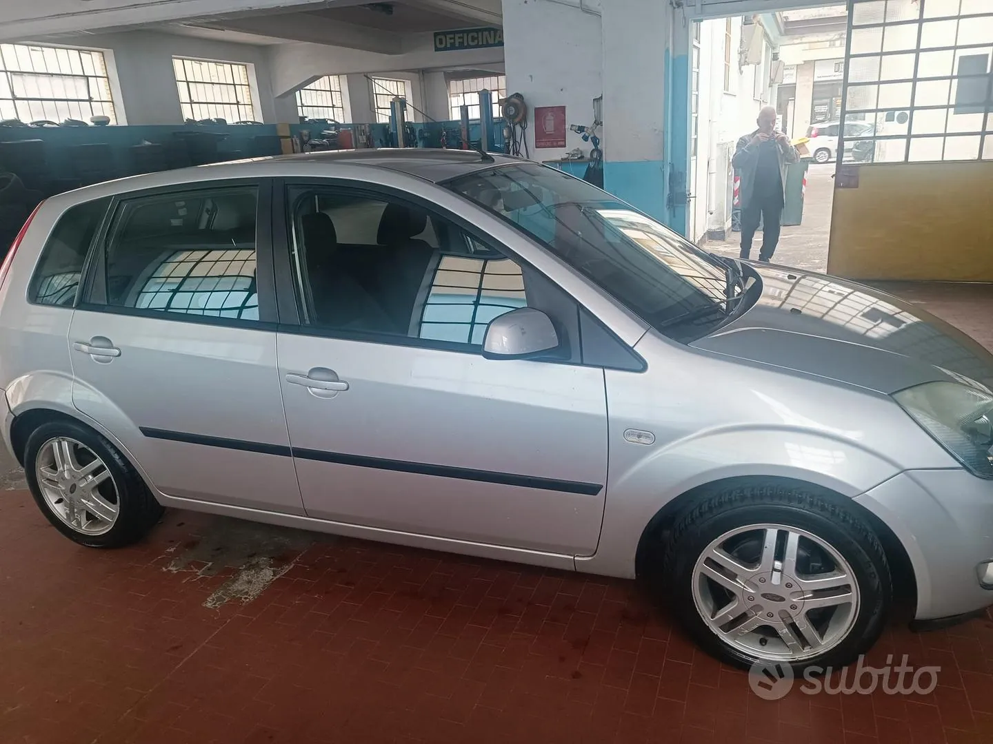 Ford Fiesta 2006 photo 4